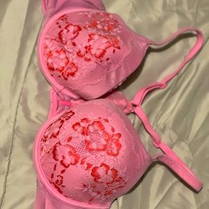 V.S. Bra 36D
